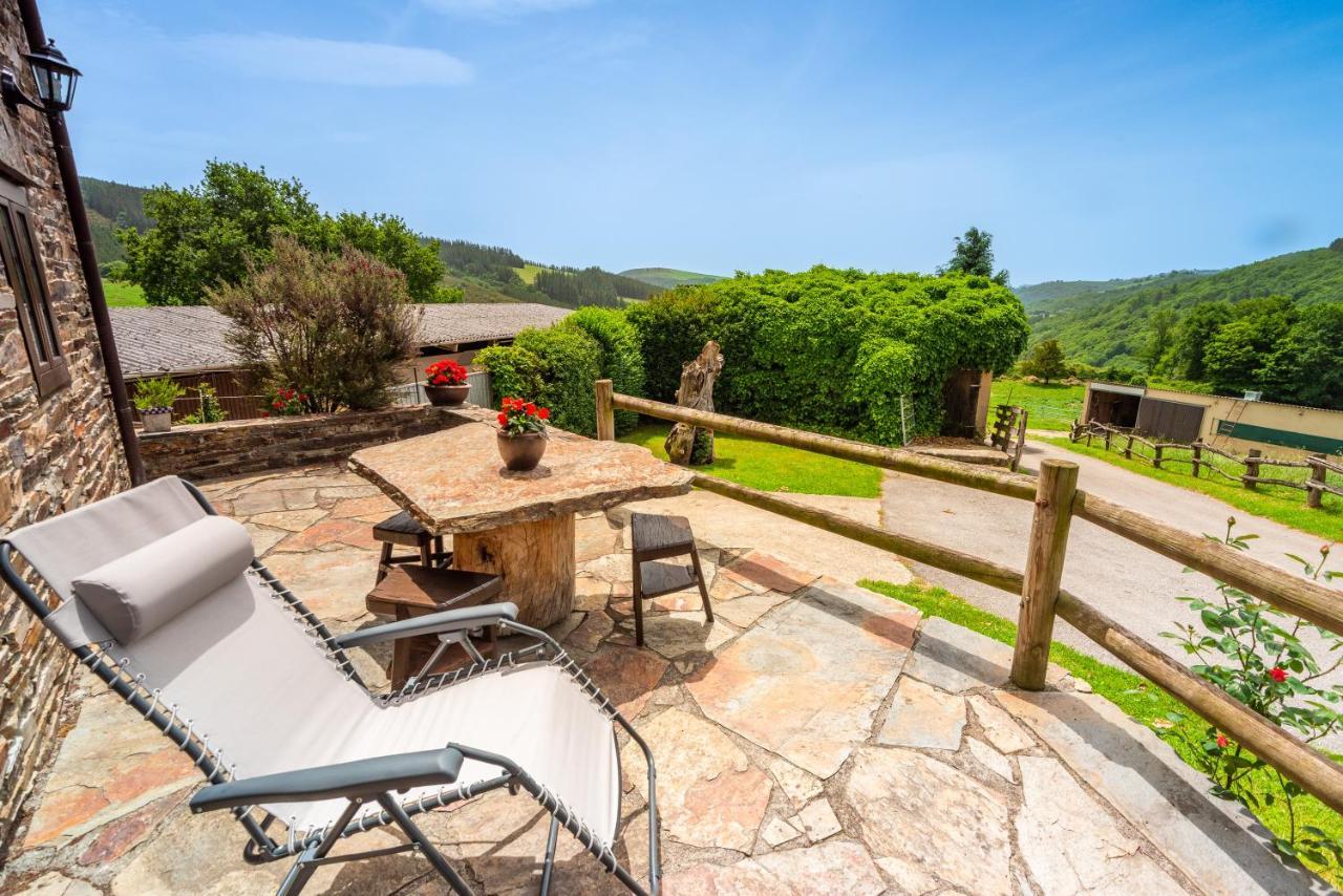 סנטה אאולליה דה אוסקוס Apartamentos Rurales Casa Riveras מראה חיצוני תמונה