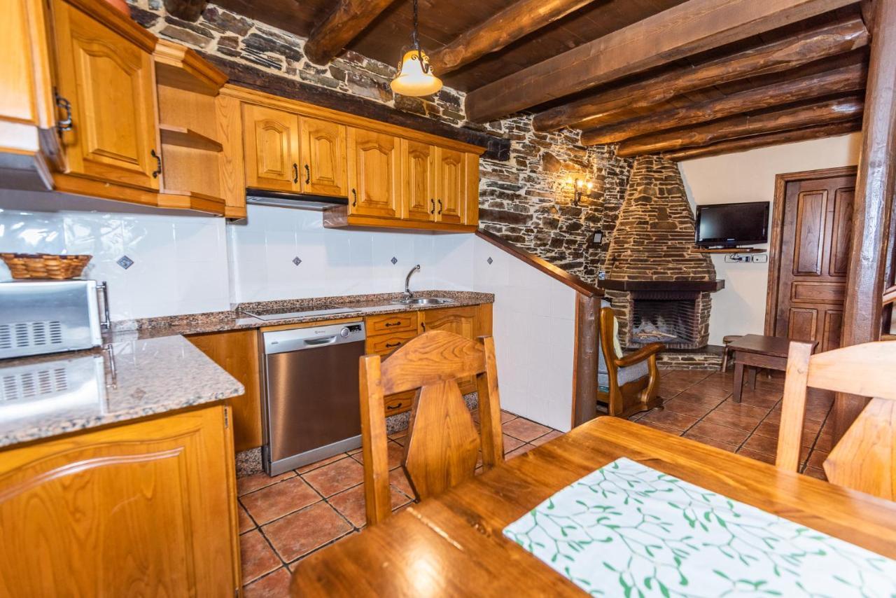 סנטה אאולליה דה אוסקוס Apartamentos Rurales Casa Riveras מראה חיצוני תמונה