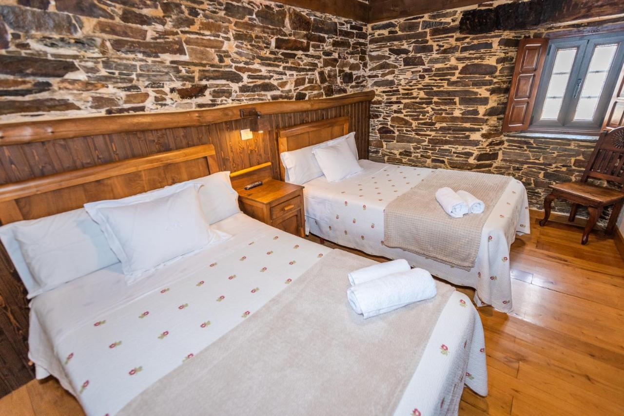 סנטה אאולליה דה אוסקוס Apartamentos Rurales Casa Riveras מראה חיצוני תמונה