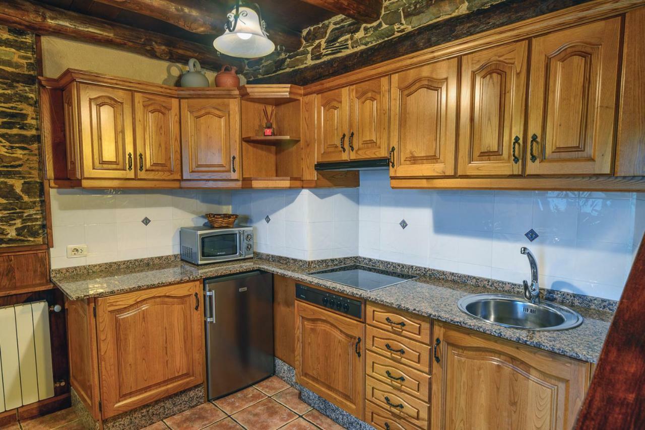 סנטה אאולליה דה אוסקוס Apartamentos Rurales Casa Riveras מראה חיצוני תמונה